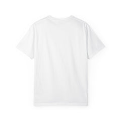 America 250 Celebration T-Shirt — Retro Patriotic Cat Skippy